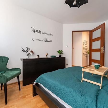 Apartament Ratuszlove - 2 Osobne Sypialnie, Z Widokiem Na Ratusz - By Spaceapart 옐레니아구라 외부 사진