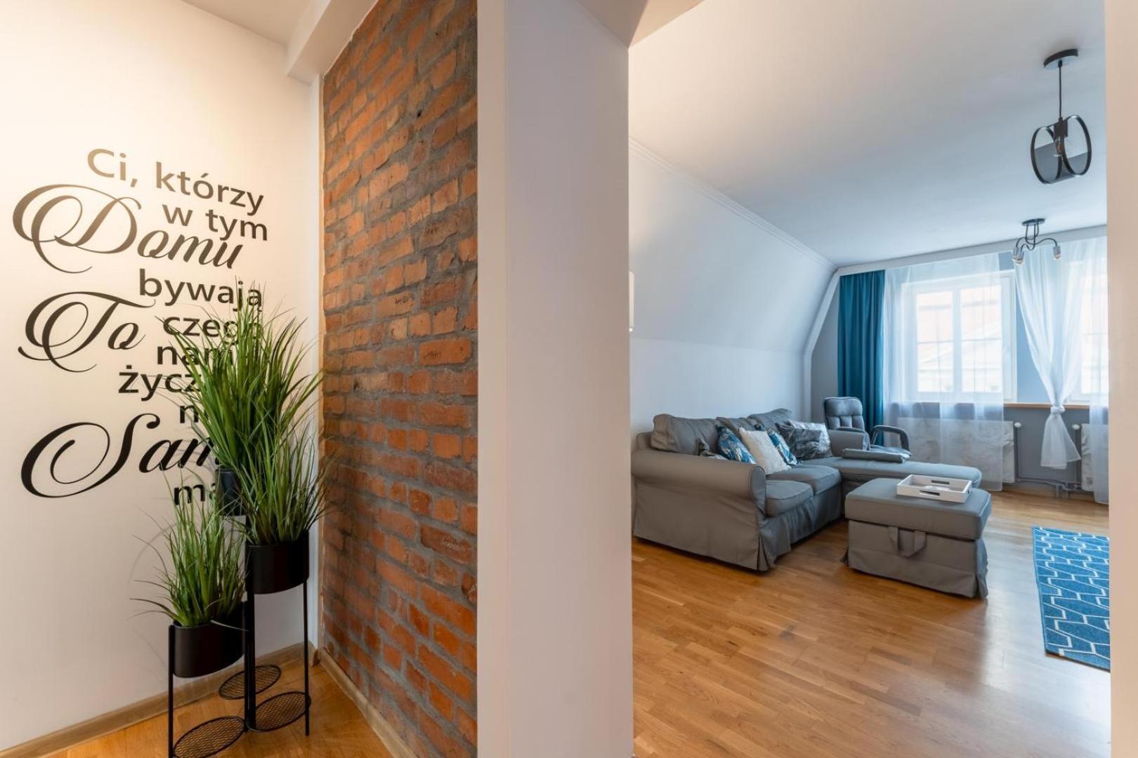 Apartament Ratuszlove - 2 Osobne Sypialnie, Z Widokiem Na Ratusz - By Spaceapart 옐레니아구라 외부 사진